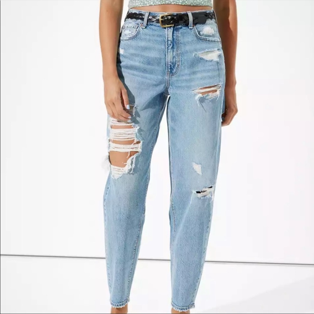 American eagle mom jeans